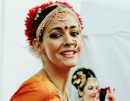 TALLER “DINACHARYA: LA RUTINA ADEQUADA PER A LA PRÀCTICA DE IOGA.”
