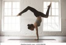 HANDSTAND CON LAREN EN Y1 NUEVOS MINISTERIOS. SOLD OUT !!