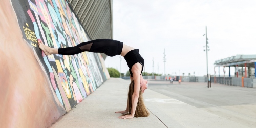 PEDAGOGÍA DE LA ASANA PARA SER UN GRAN PROFESOR DE YOGA
PRESENCIAL Y ONLINE